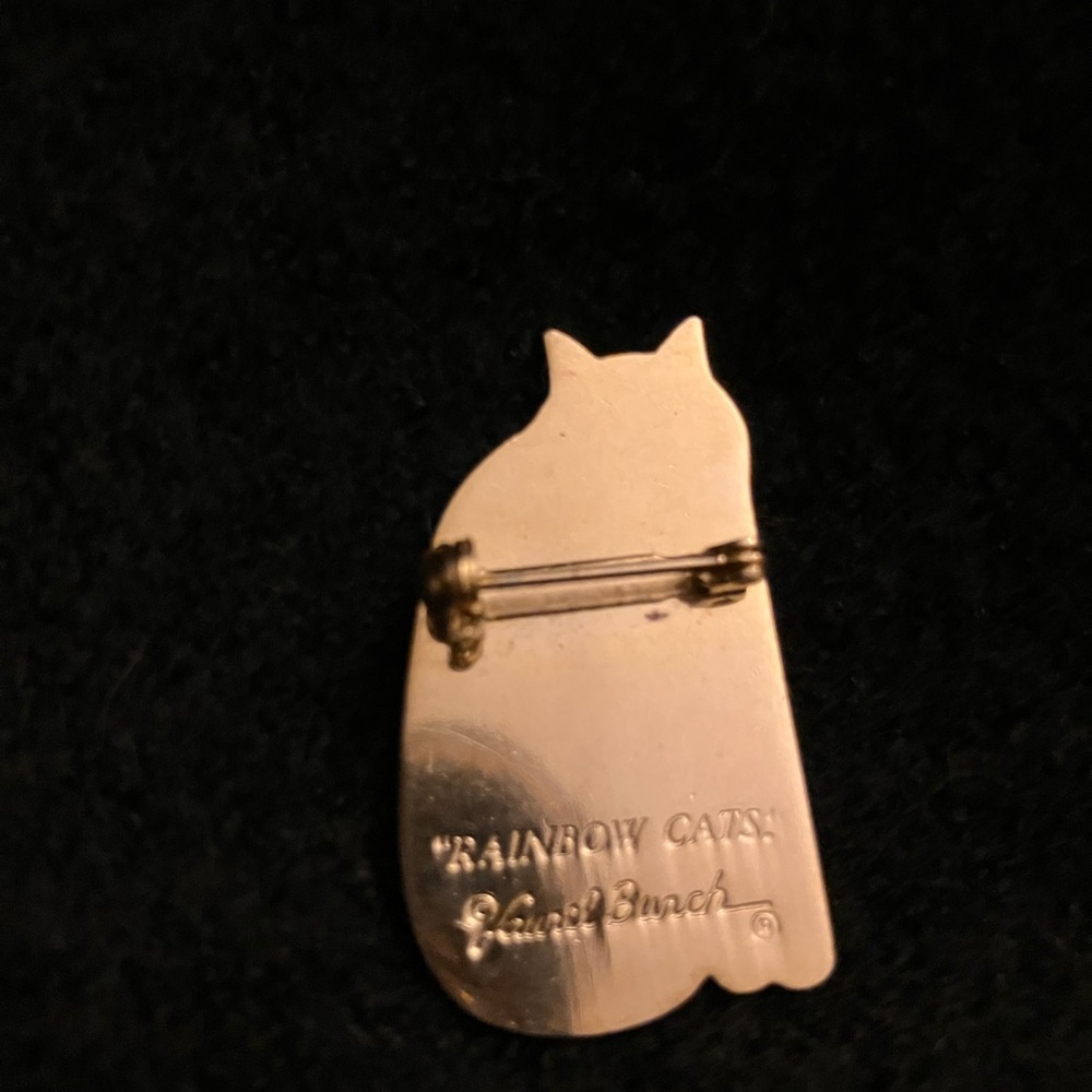 Laurel Burch Enamel Colorful Rainbow Cat Pin - Picture 4 of 4